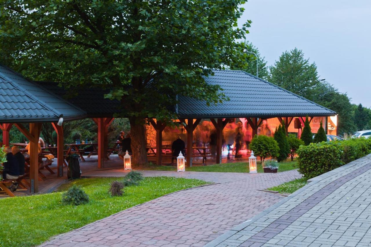 Hotel Jaskółka Ustroń Exterior foto